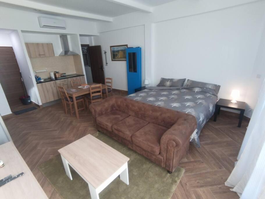 Mini Loft Lejlighed Becerril de la Sierra Eksteriør billede